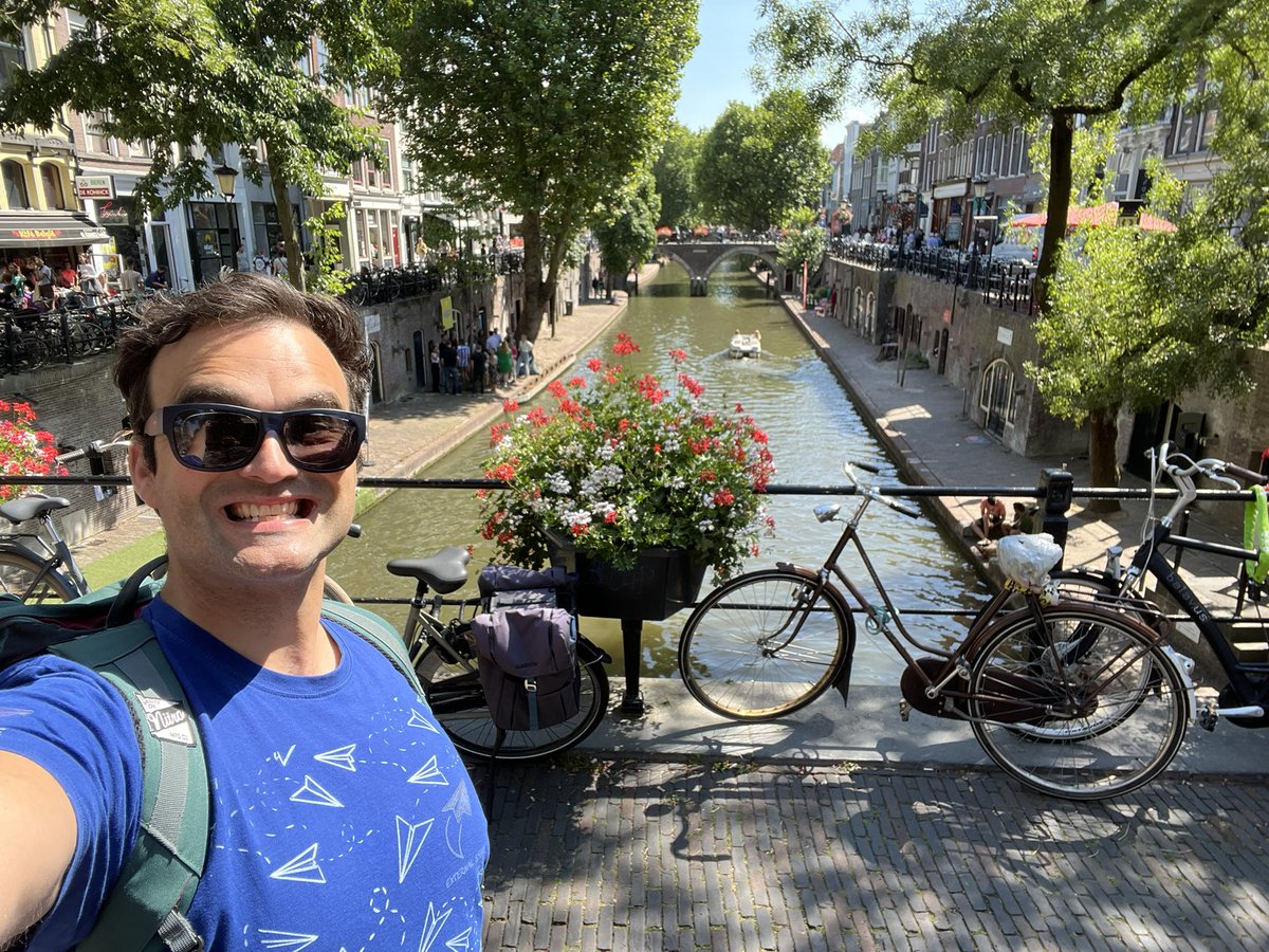 TheFunManAndy's tweet photo. Enjoying life #EXTERNALLY!!!
@External_Share made it to #Utrecht in the old kwarter. A beautiful part of this bustling and busy city!!!
@OldStreetApps https://t.co/KNnRa0sa2q