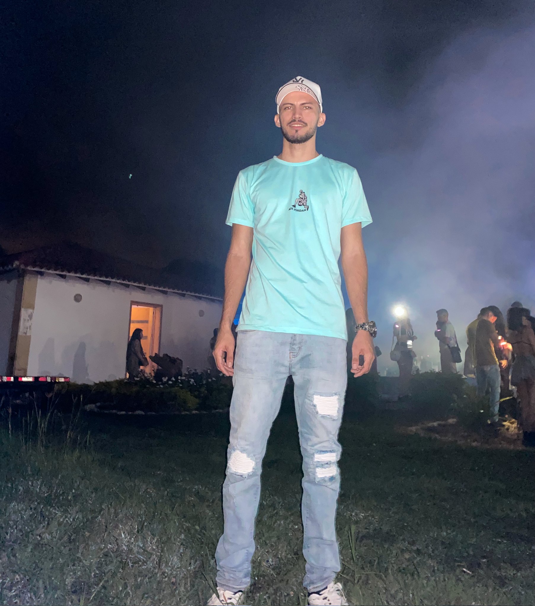 party mode https://t.co/OXUXj3mw5q