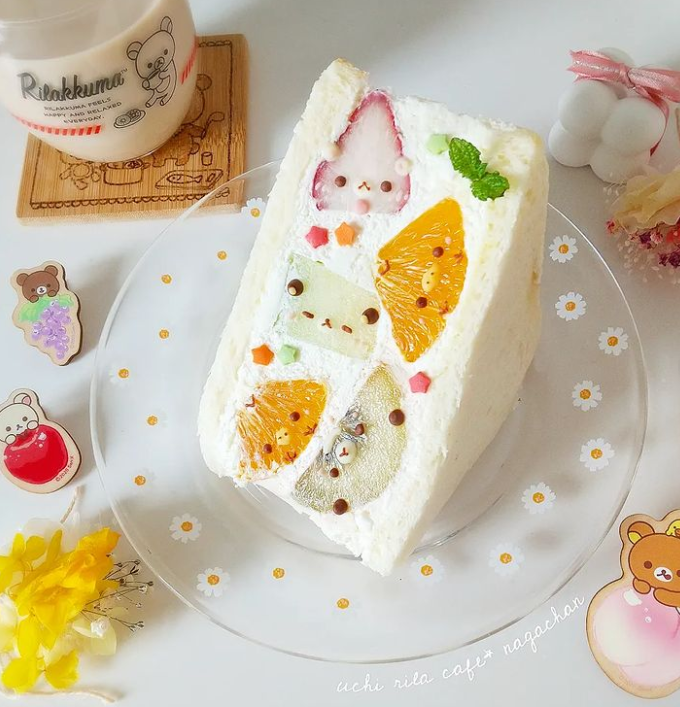 daily_dolce's tweet photo. Fruit sandwich from nagachan.rilakkuma_cafe 🍊 https://t.co/Ogmm0CKwfs