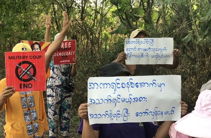 Kayar01MM's tweet photo. Pro-democracy residents of Kale marched once again and demonstrated a persistent protest to overthrow military regime today.  #2022July29Coup #WhatsHappeningInMyanmar https://t.co/0Kx0sYc6pT