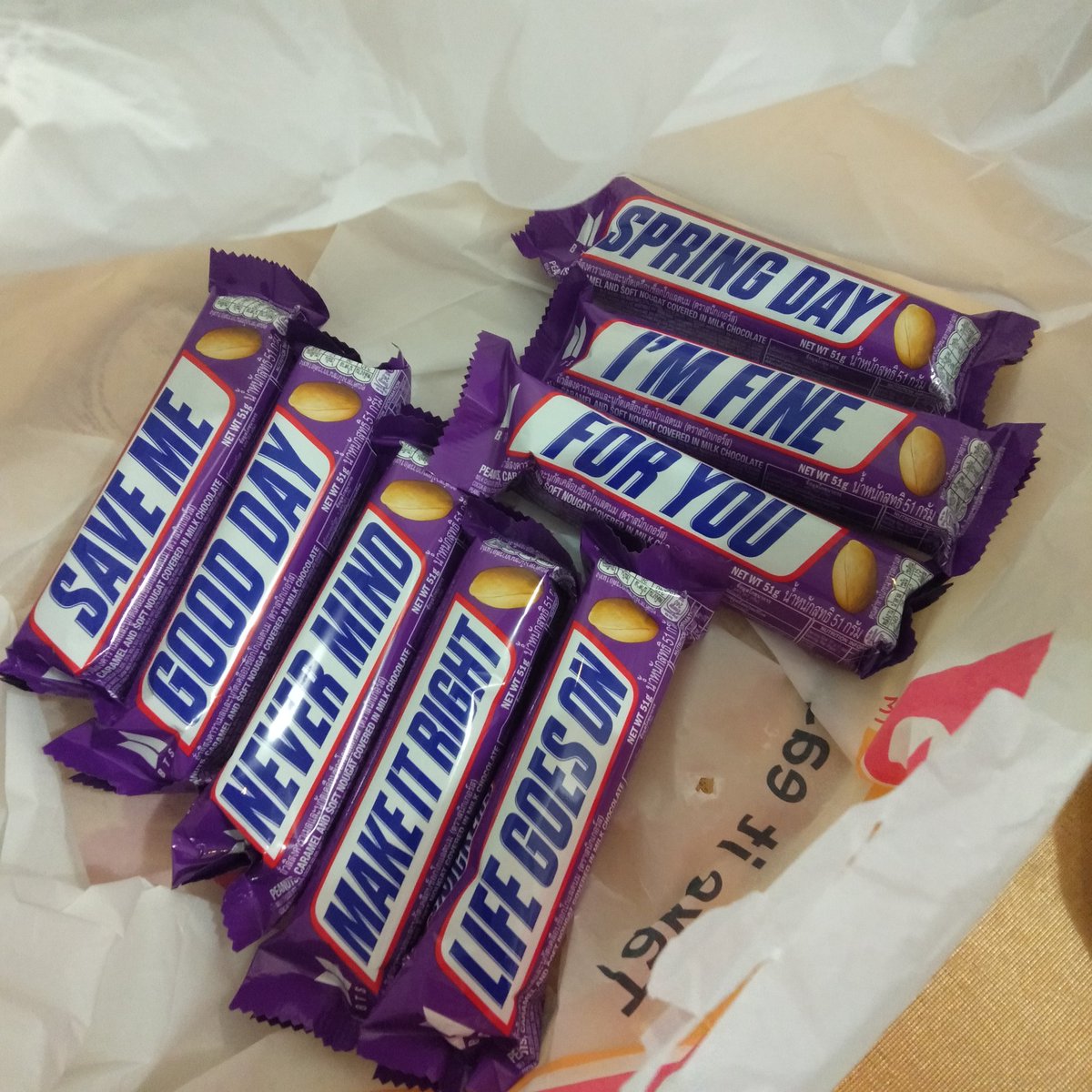 chipillow's tweet photo. @jindugh Yes i just got them they're too pretty idk if i can eat them https://t.co/9eYwPG0hKj