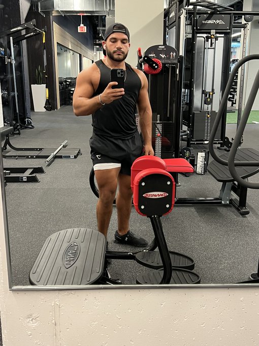 💪🏼💪🏼💪🏼 https://t.co/TCoo21Ksm4