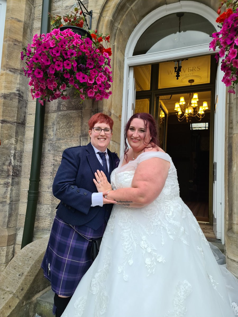 thetrainscanner's tweet photo. 28.7.22 I became Mrs Reid. #Wedding #SoLucky https://t.co/LfFywxWiFa