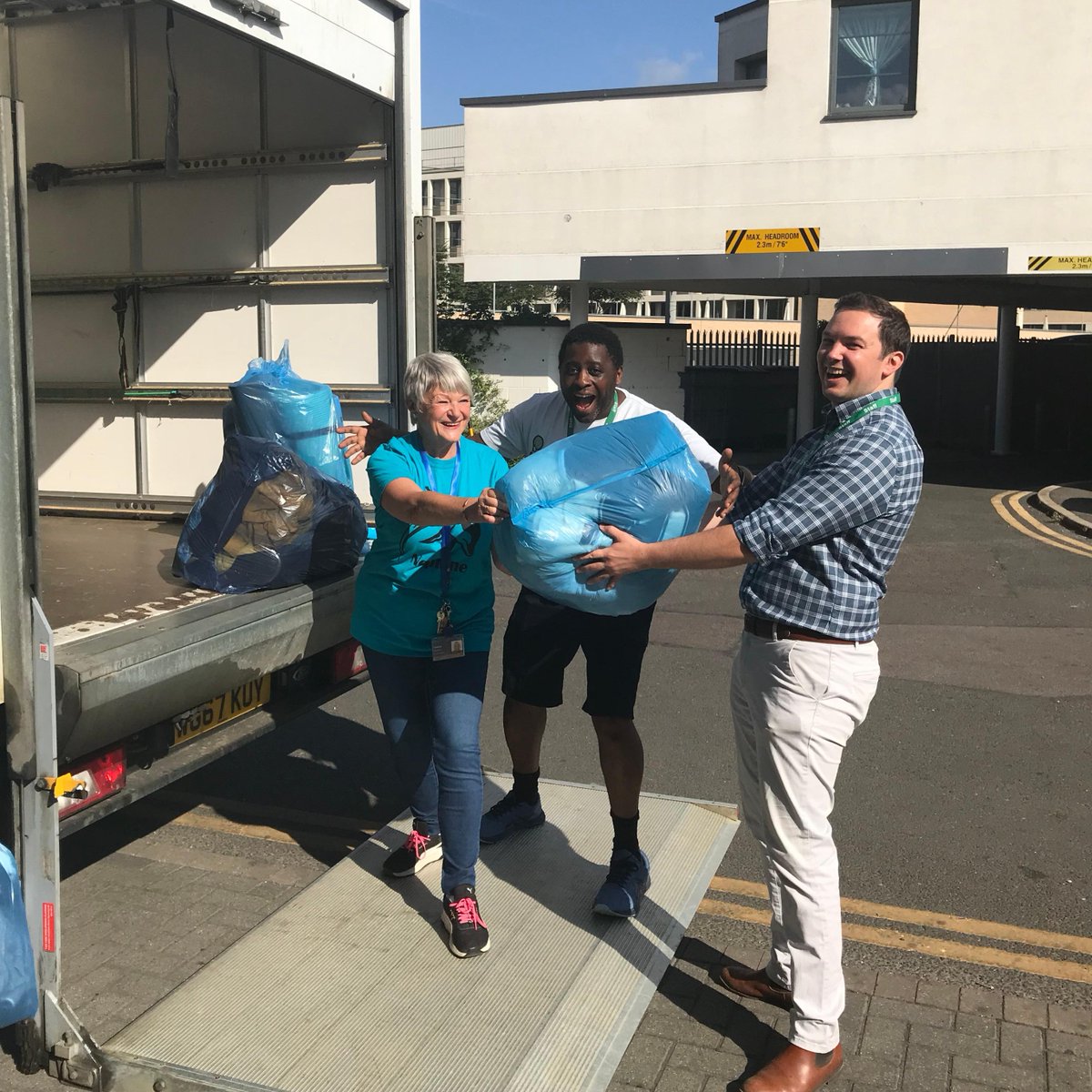 AbbeyCambridge's tweet photo. At the end of the year, our boarders donate items of clothing and accessories that they no longer require to local charities.  This year's items were collected from the College today. Last year we raised over £5,000 for local causes.
#charities #supportinglocalcauses https://t.co/qkhOkyUdBr