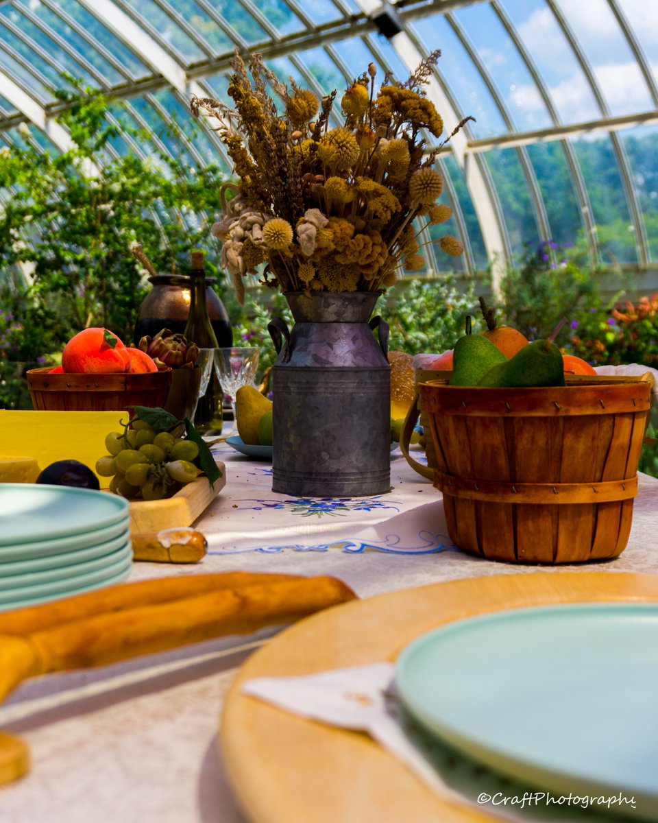CraftyPhotos's tweet photo. I give you all the colors of the rainbow! 🌈

(📷Sony A6000 w/ 16-50 f3.8)

#photography #streetphotography #sonyphotography #sonyalpha #sonya6000 #flowerstagram #naturephotography #nature #fruit #fruitsbasket #phippsconservatory https://t.co/5811iEXSPH
