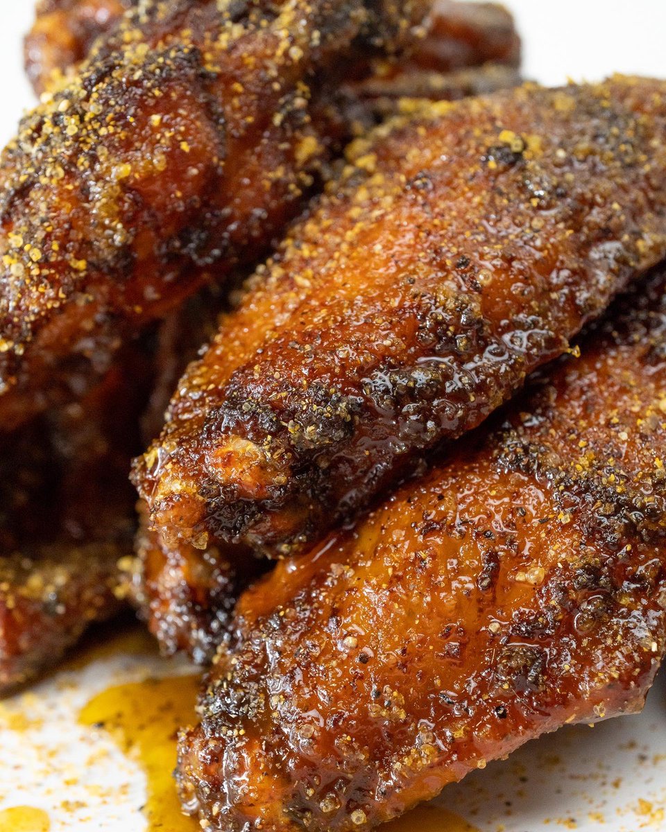 flexeatss's tweet photo. Happy National wing day 🤤? Flats or Drums 🤔 https://t.co/leicCYIeQ3