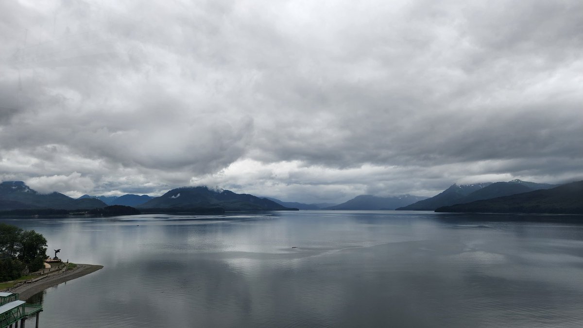 ladybatcole's tweet photo. Icy Strait, AK https://t.co/2ZIRUwDNzm