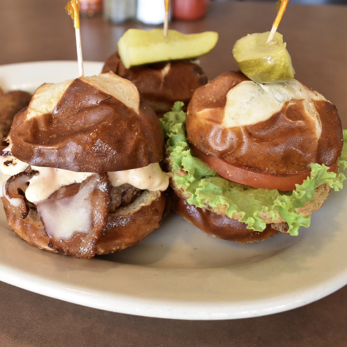 CocoFairfields's tweet image. Slide into the weekend with your choice of 3 mini burgers to make a Slider Flight! 🍔🍔🍔