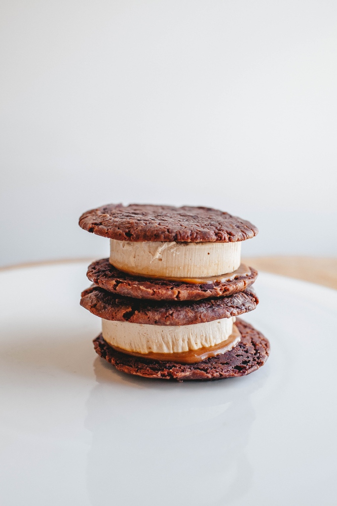 nadegetoronto's tweet photo. CALLING ALL PEANUT BUTTER LOVERS!⁠
⁠
Our peanut Butter Ice Cream with caramel sauce sandwiched between two double chocolate cookies is sure to win your hearts!⁠
⁠
Stop by our ice cream shop this weekend to enjoy our delicious ice cream &amp; sorbet!⁠ https://t.co/s4RfmjmMFQ