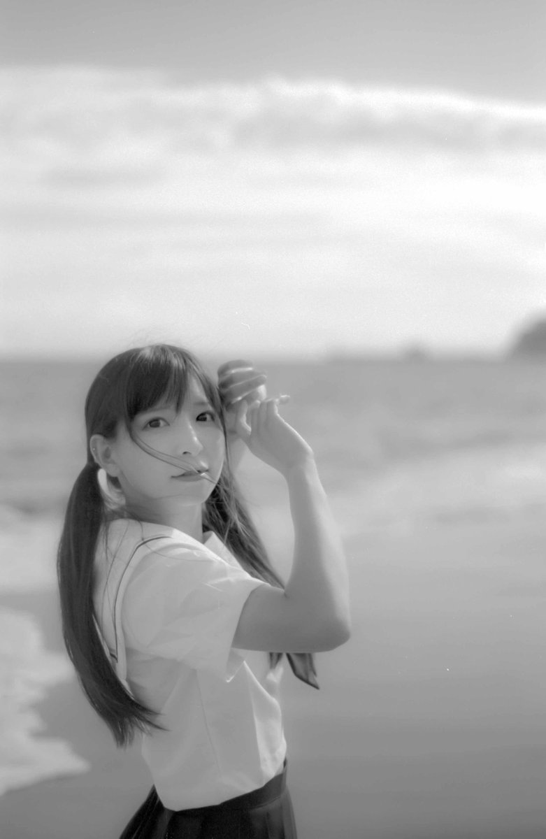 otaughtan's tweet photo. 驚き
MODEL:hikaru(るん太)さん @rooooor317
CAMERA:Nikon F80 film camera
LENS:AF Nikkor 50mm f/1.8 D
FILM:Fuji ACROS 100 II
SCAN:NIKON LS-40 ED( CoolScan Ⅳ)
#filmcamera #NikonF80 #FujiACROS100ii #JK #モノクロフィルム #フィルムカメラ https://t.co/wklrjXzWpH