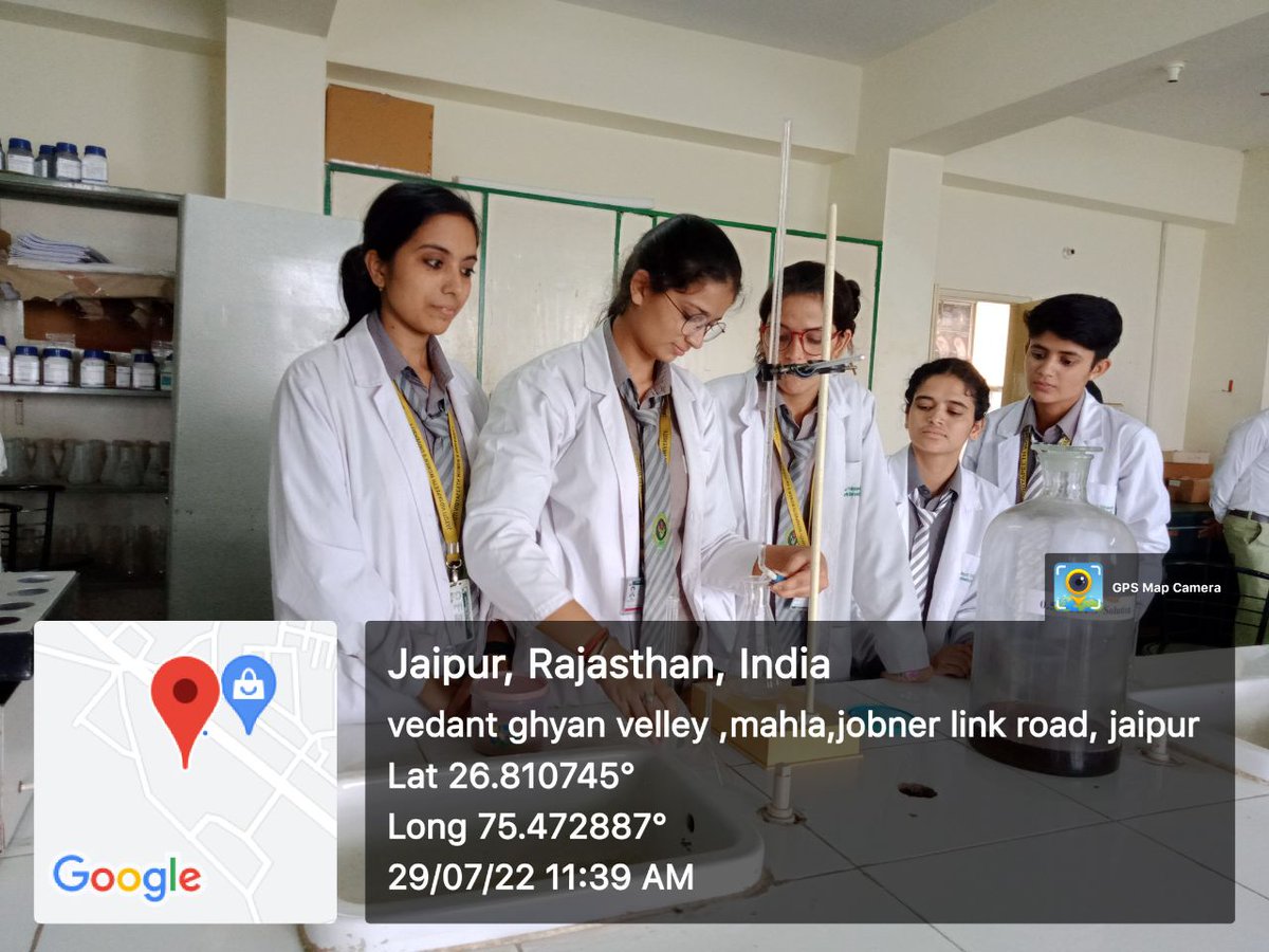 MeenaSharma2003's tweet photo. Internship day-9
Today we performed soil test that we brought from pushkar.
#missionamritsarovar
#AICTE
#JVWU
#teamjvwu
#savewaterbodies https://t.co/yLHFP4t6H7