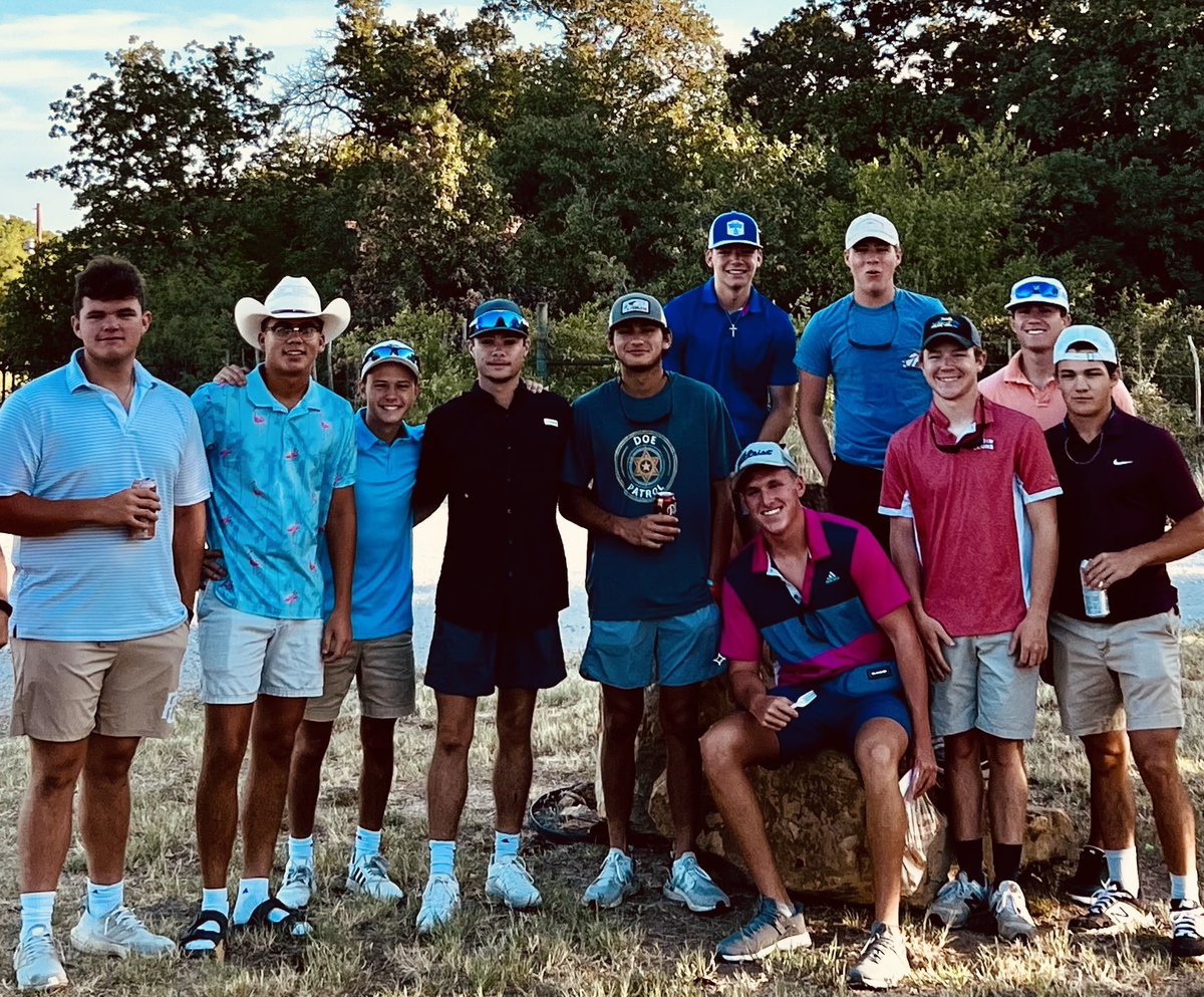 Gavyn Menard tweet media