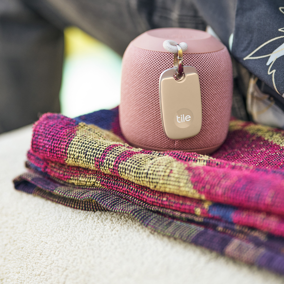 TheTileApp's tweet image. What’s your favorite tune this summer?

Ours is the Tile ringtone 😉 #TileItFindIt