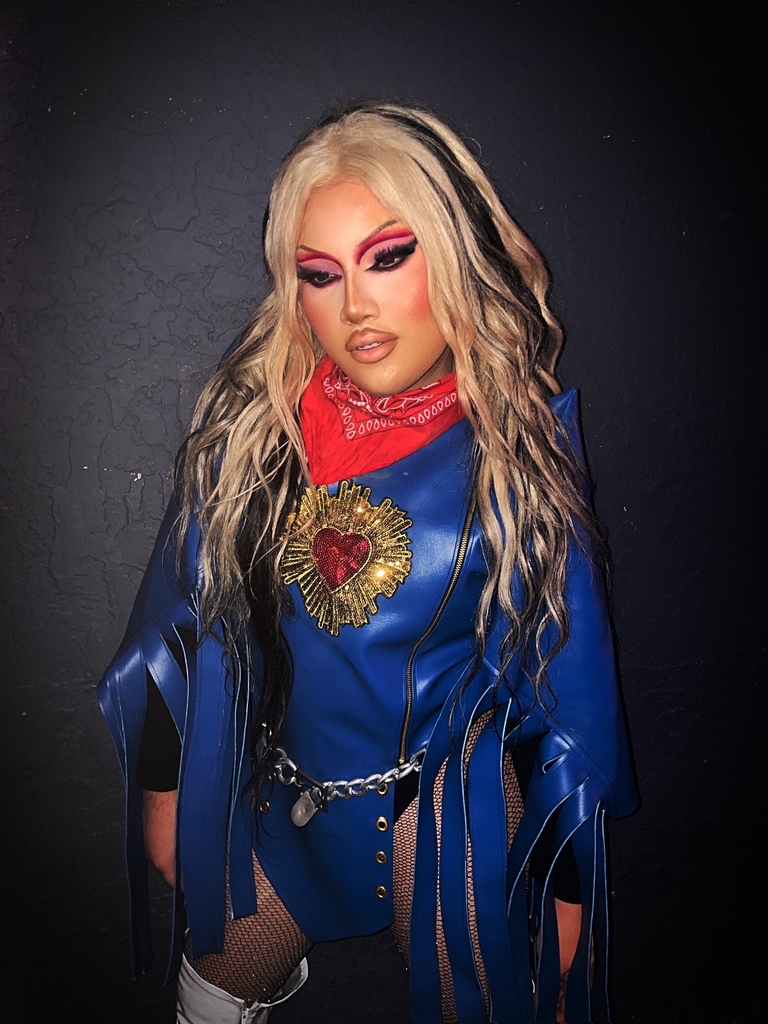 We love seeing how our Fluide Fam rocks our new Themme Fatale Palette created in collaboration with <a href="/TheJanelleNo5/">Janelle No5</a> ❤️‍🔥 Make sure to tag <a href="/fluidebeauty/">We Are Fluide</a> for a chance to be featured on our social media channels!