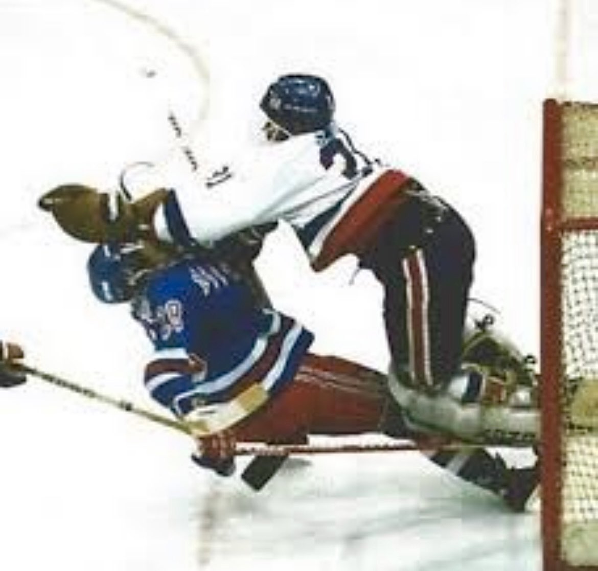 oldhockeycards's tweet photo. Hi my name is Billy, welcome to my crease. https://t.co/kzKR4kXdOa