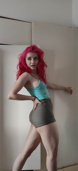 Old pic 🏮 https://t.co/X9odaluOQh