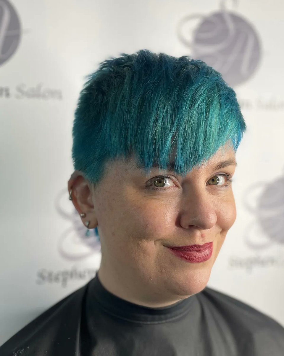 The most gorgeous shade of blue! 🌊 By Hannah