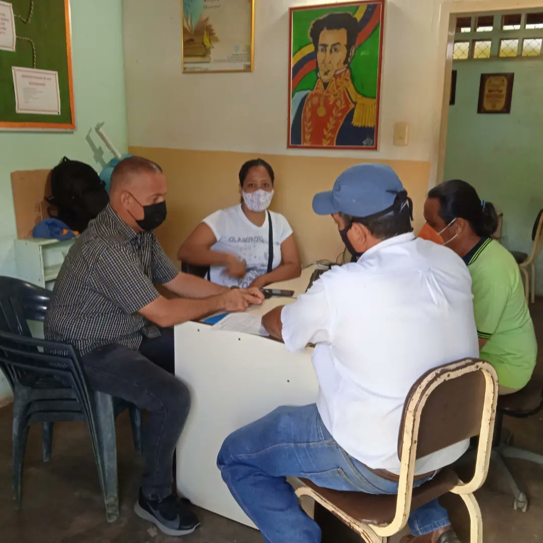 cbittqllo's tweet photo. #Tinaquillo #Cojedes |  Seguimos trabajando en verificación conexión a instituciones educativas,@Fundabit_Coj y equipo CANTV Fortaleciendo Políticas de Bienestar Educativo emanada Pdte @NicolasMaduro @_LaAvanzadora @leivi24 @fundabit_ @mppe @salaprensaCantv
#CuidemonosDeLaCovid19 https://t.co/6cL1xv1Kg3