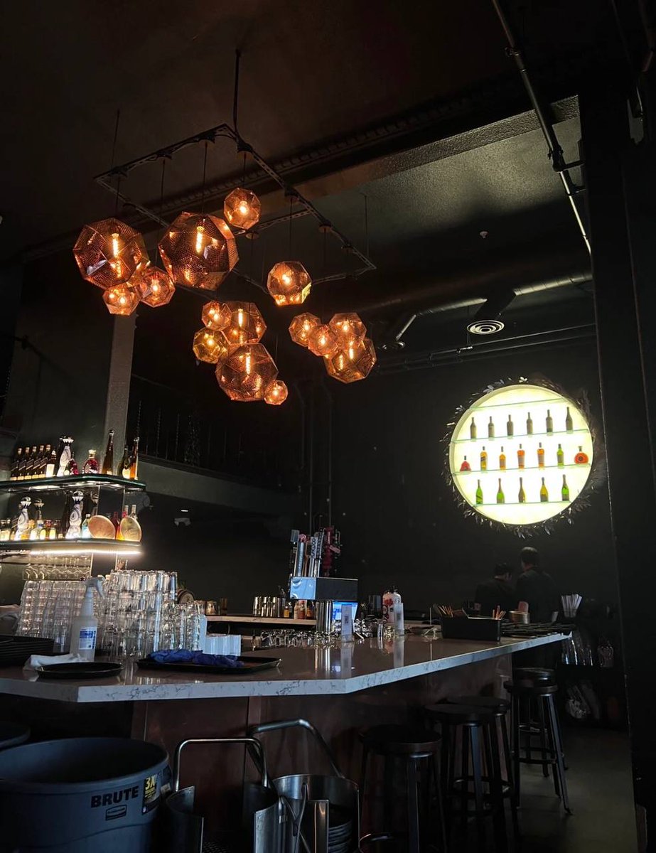 EveLIU1987's tweet photo. A nice Korean town barbecue restaurant in Los Angeles
There is a bar, which is perfect for a date. The restaurant is called MUN Korean Steakhouse
Address: 3519 W 6th St, Los Angeles, CA 90020
#bbqrestaurant
#labbq
#koreanbbq
#lffood
#烤肉店
#洛杉磯烤肉店
#洛杉磯美食
#洛杉磯韓國城 https://t.co/3ScqAqN0P8