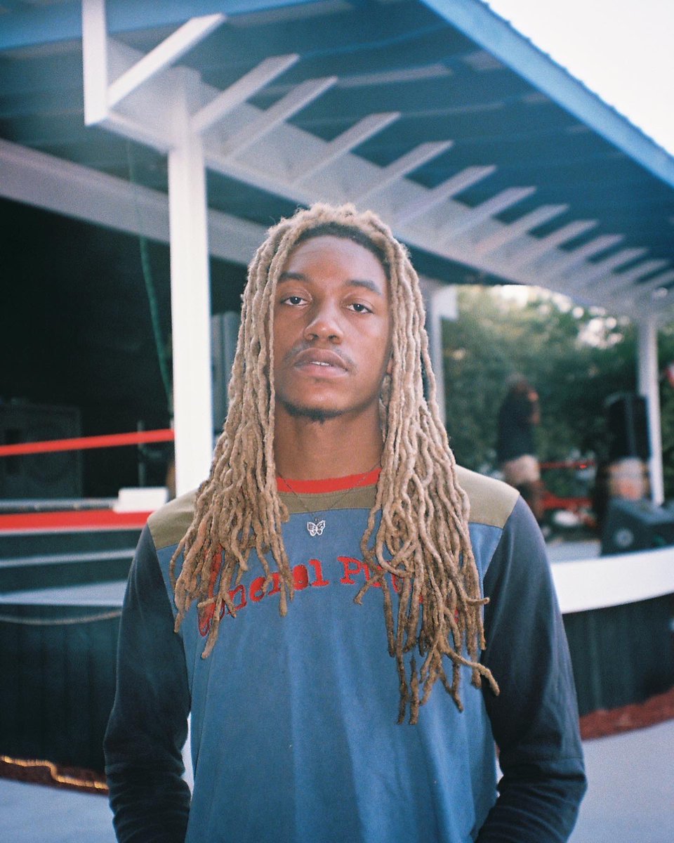 Fuckelmont's tweet photo. Portraits !*
Shot by me ! https://t.co/upoCaulqlT