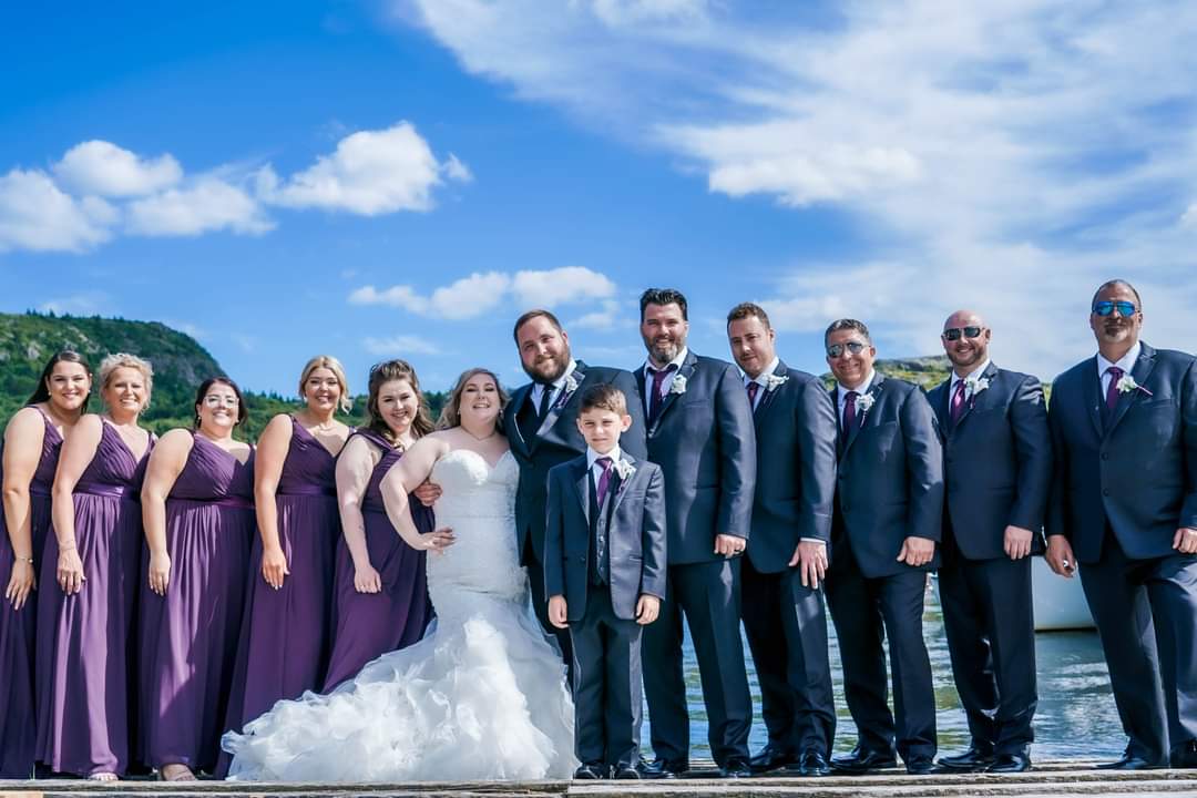 brittany_oh's tweet photo. Got our wedding photos back today and I'm in love https://t.co/w1vdJRZQvf