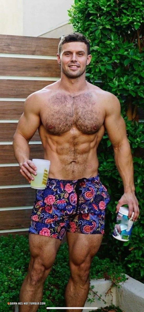 damn he's hot! on Twitter 