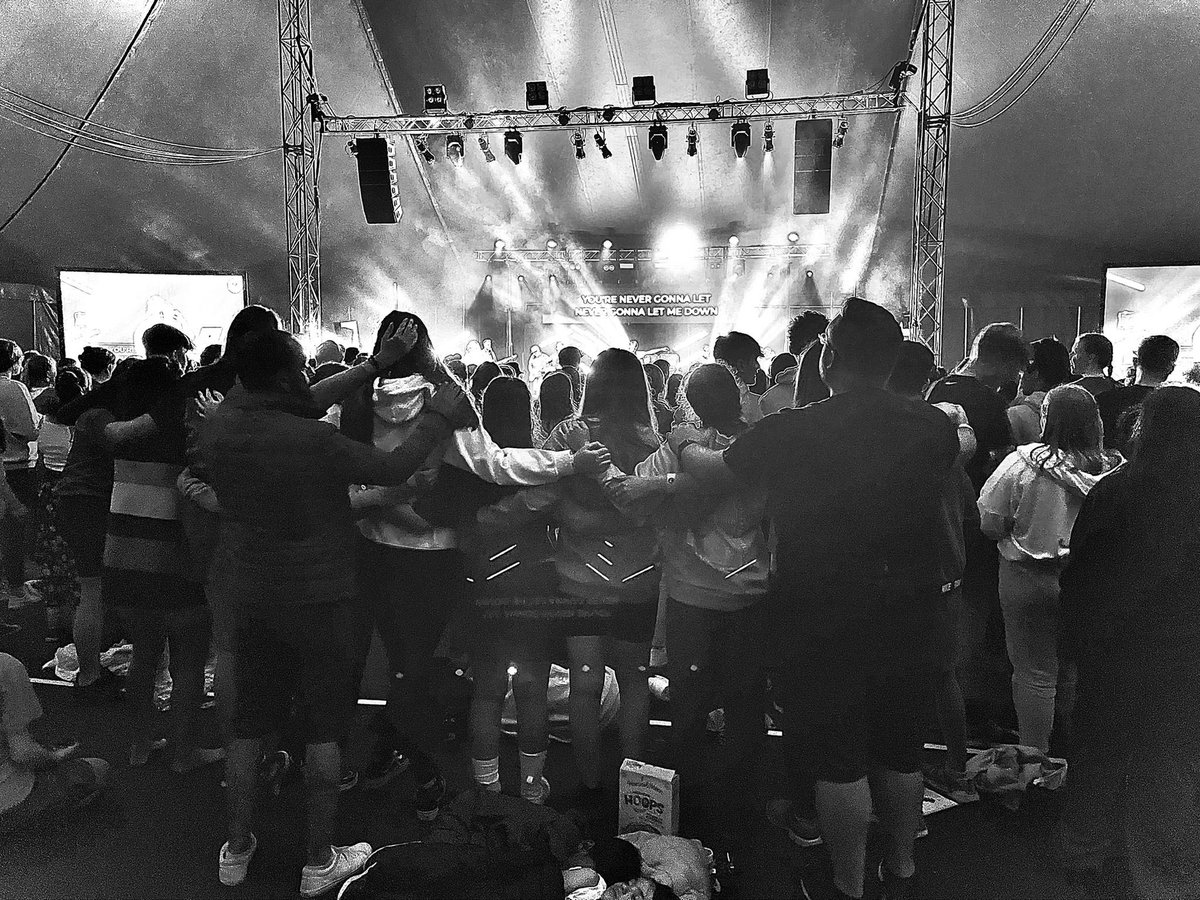 Sandyhills_PC's tweet photo. “By this all people will know that you are my disciples, if you have love for one another.”” John 13:35 #alive #magnitudescotland #magnitude2022 #sandyhillsparishchurch https://t.co/R12PF0iQgc