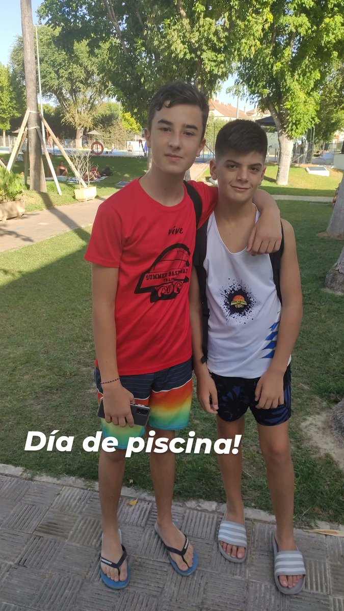 campuscdgb's tweet photo. Día de piscina! https://t.co/gJiT0JOUOc