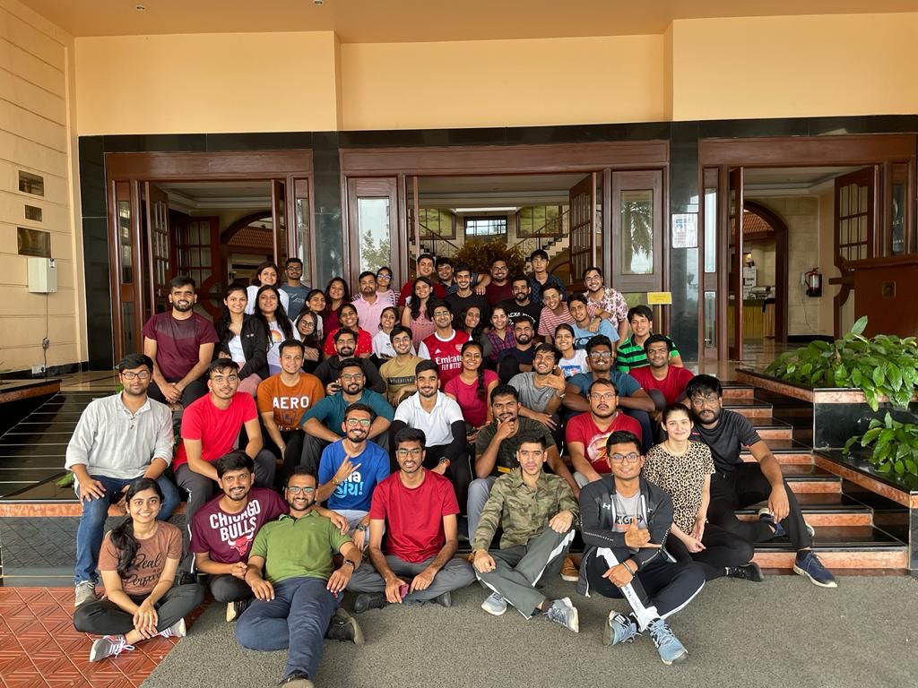 SPJIMR's tweet photo. 3 days of PG Lab for the PGDM class of 2024 at Lonavala engaged the participants in fun filled inbound and outbound activities. @DrVarun Nagaraj Dr. @LataDhir,@drsumitadatta Dr Snehal Shah and Dr Amit Jain graced the event.
#IamSPJIMR #PersonalGrowth #PGLab https://t.co/hbrlDfdlBP