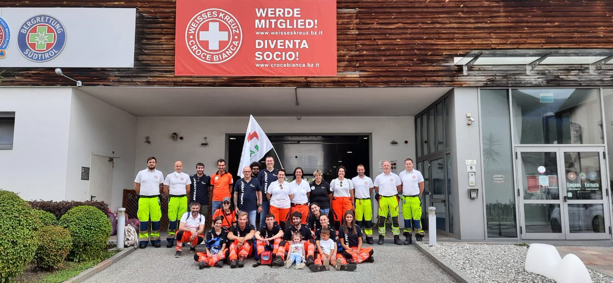 Anpasnazionale's tweet photo. 💪Per i soccorritori della nazionale italiana stata una lunga giornata al #SamiContest di Brunico
Forza #Anpas! https://t.co/JpQqNk6OE5