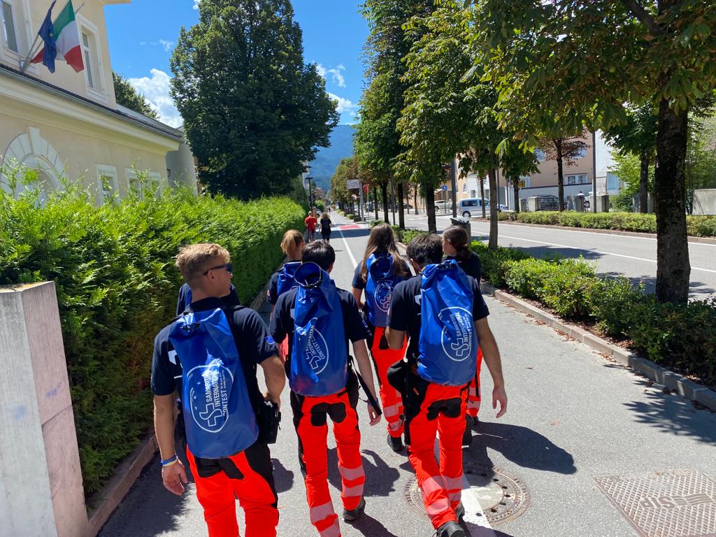 Anpasnazionale's tweet photo. 💪Per i soccorritori della nazionale italiana stata una lunga giornata al #SamiContest di Brunico
Forza #Anpas! https://t.co/JpQqNk6OE5