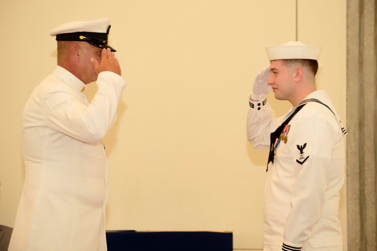 SUBGRU10's tweet photo. Fair winds and following seas to Group Ten's very own, CMDCM Ed Rathgeber. Congratulations on a wide-ranging and illustrious 31 years of service! https://t.co/GI08XGZPx0