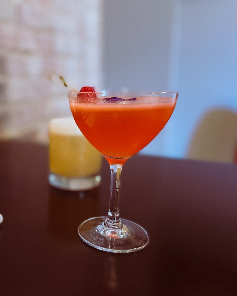 Becktadining's tweet photo. Are we there yet?...
“You’d better believe it, buster.”
Our Jessica Rabbit cocktail has Long Weekend all over it.
Vodka ◦ Raspberry ◦ Lychee ◦ Lemon
#tgif #cocktailhour #beckta #winebar #ottawadrinks #becktadiningandwine https://t.co/gJpFUBFudU
