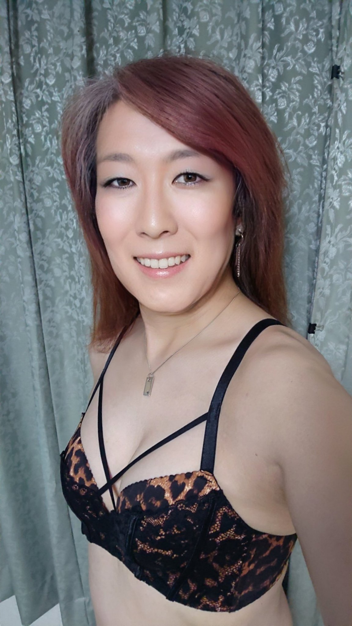 熟女　下着姿写真 おはよー👋😆✨豹柄👙 前々から探してた豹柄下着✨ エメフィールに有りました💕 超、盛れて  セクシー💖 めっちゃ嬉し～ い😍 #熟女 #下着姿 #セクシー #超盛ブラ #エメフィール #サイズアップ #Ｃカップ #育乳 #女装  https://t.co/Uib82FFAFA ...