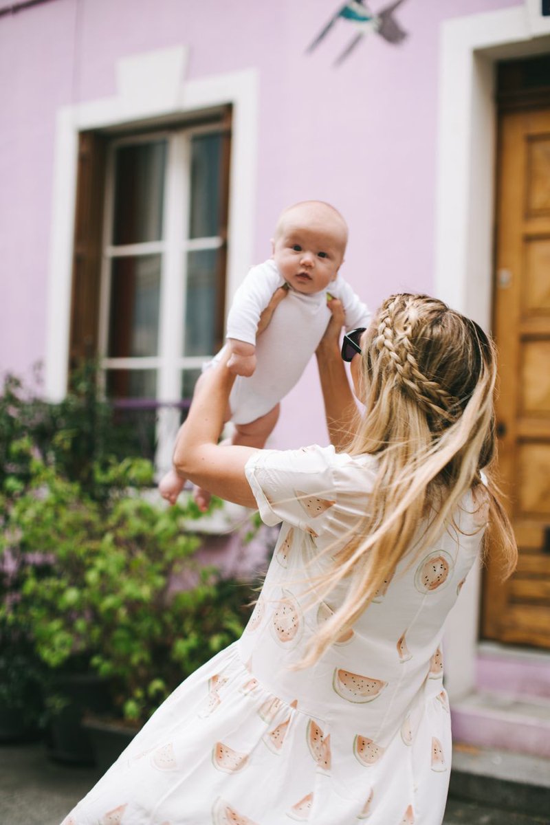 RalphWi91930121's tweet photo. Canadian motherhood
#canadianmoms #canadianmother #canadianfamilies #canadianbaby #canadianbabies https://t.co/NRukhyRTKp