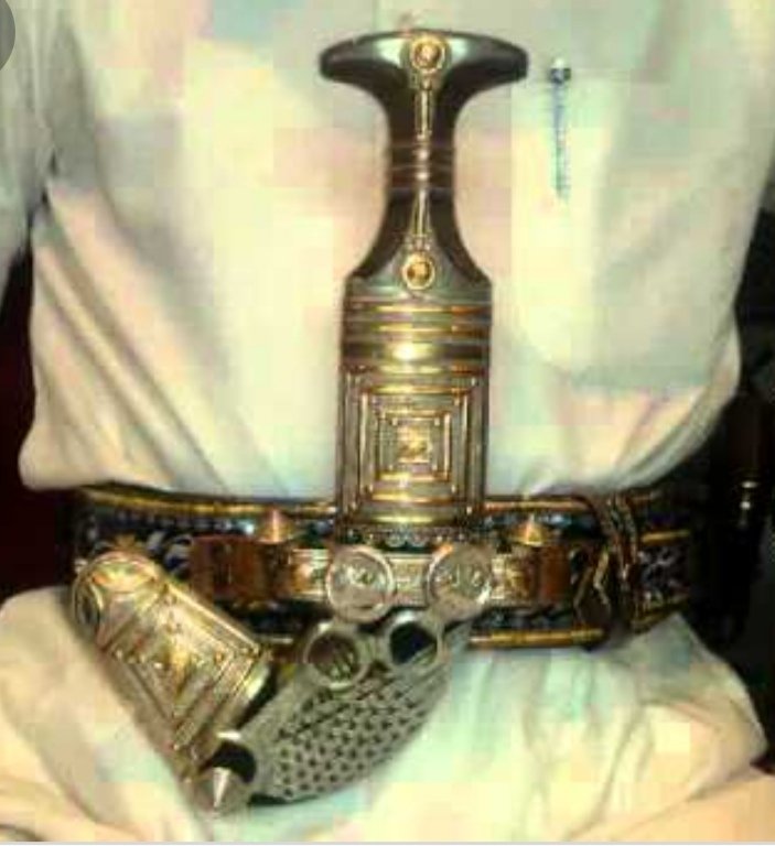 أمير قبيلة هذيل بايع المؤسس وشارك في مسيرة التوحيد tweet media