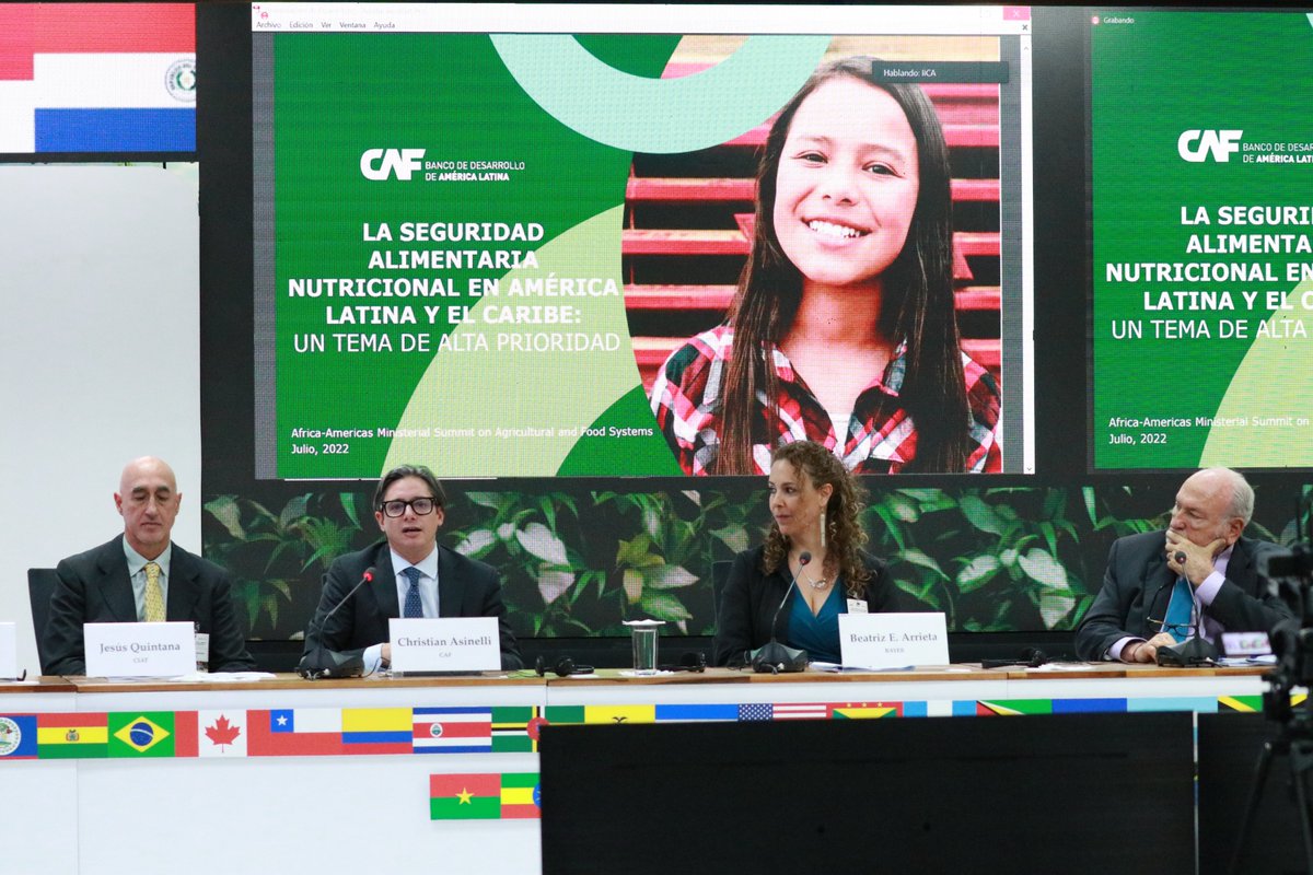 IICAnoticias's tweet photo. “Haití ha estado bajo constante amenaza de seguridad alimentaria durante cinco años. Más de 4,5 millones de personas padecen inseguridad alimentaria, es decir, cerca del 40% de la población", agregó el funcionario, refiriéndose a la situación de su país.
#CostaRica #AGRAA #IICA https://t.co/tUjAhMsUAp