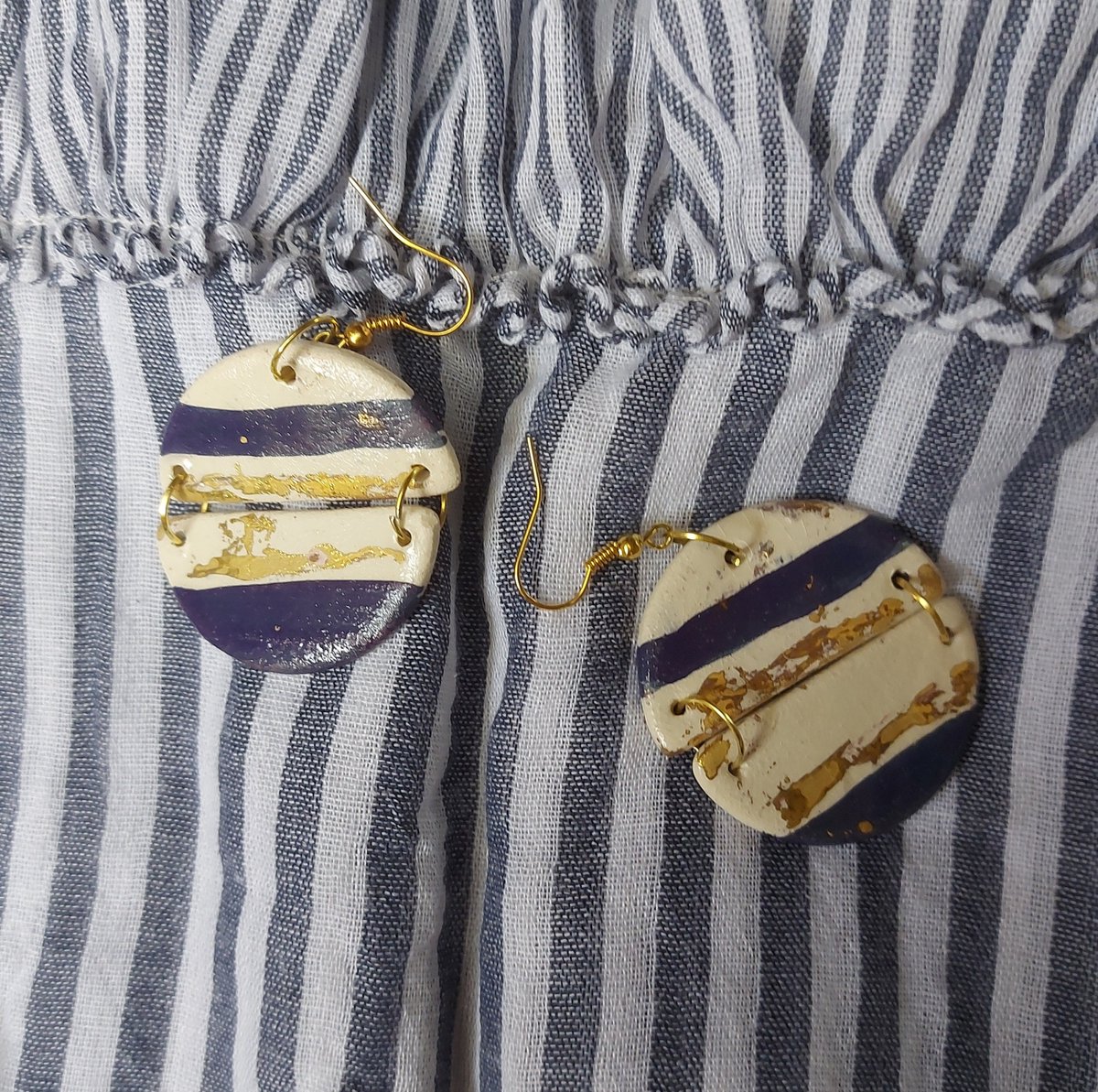 unikatikeramika's tweet photo. Excited to share the latest addition to my #etsy shop: Ceramic Drop Earrings with Gold Detail, Hand painted,Dangle Drop Earrings, , Boho, Gypsy ,Hippie style https://t.co/T9BUBrIf6L #ceramic #oval #halfbezel #earlobe #bohohippie #earwire #white #no #girls https://t.co/Sw4yLfFv2v