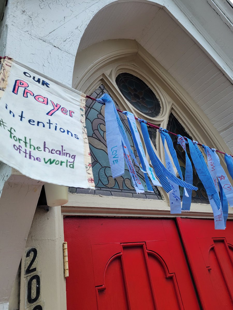 2096 Windsor St. Neighbours building community.