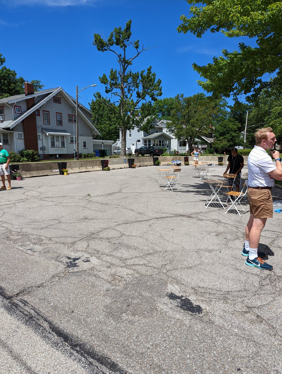 ADayInTheSlife's tweet photo. Fun things happening in @WestParkKamms!

Come check out the 2-week pocket park pilot at Five Points! Streets for the people!!

Thanks to all the volunteers + @CLEcityplanning, @countyplanning, &amp; @NOACA_MPO https://t.co/fgDuj5lhqG