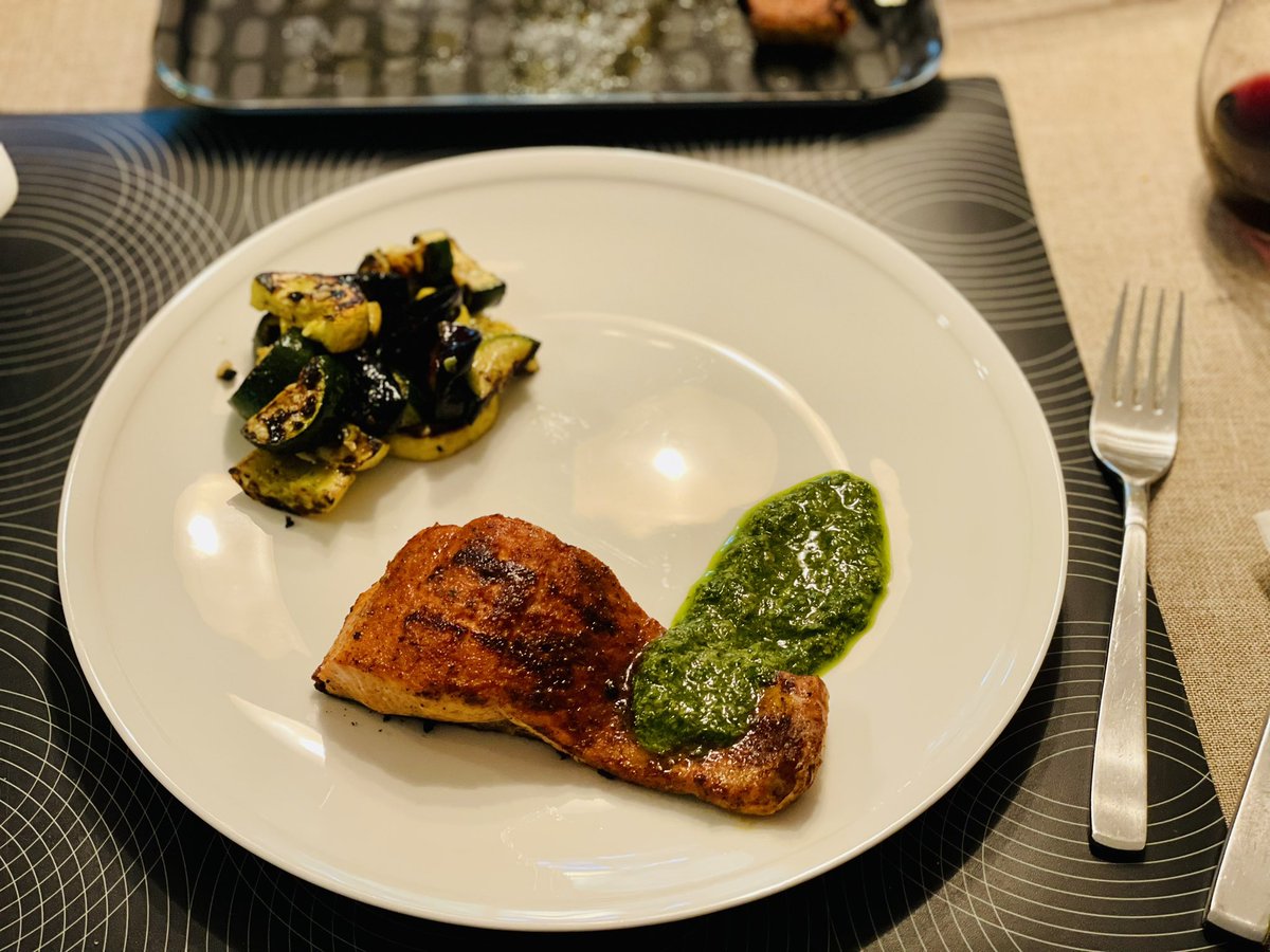tonightsmeal's tweet photo. Jul 28: Grilled salmon (sockeye) w/gremolata, &amp; grilled squash &amp; eggplant. Back from our vacation in Europe and it’s nice to be cooking again! https://t.co/eOjaXAWM3V