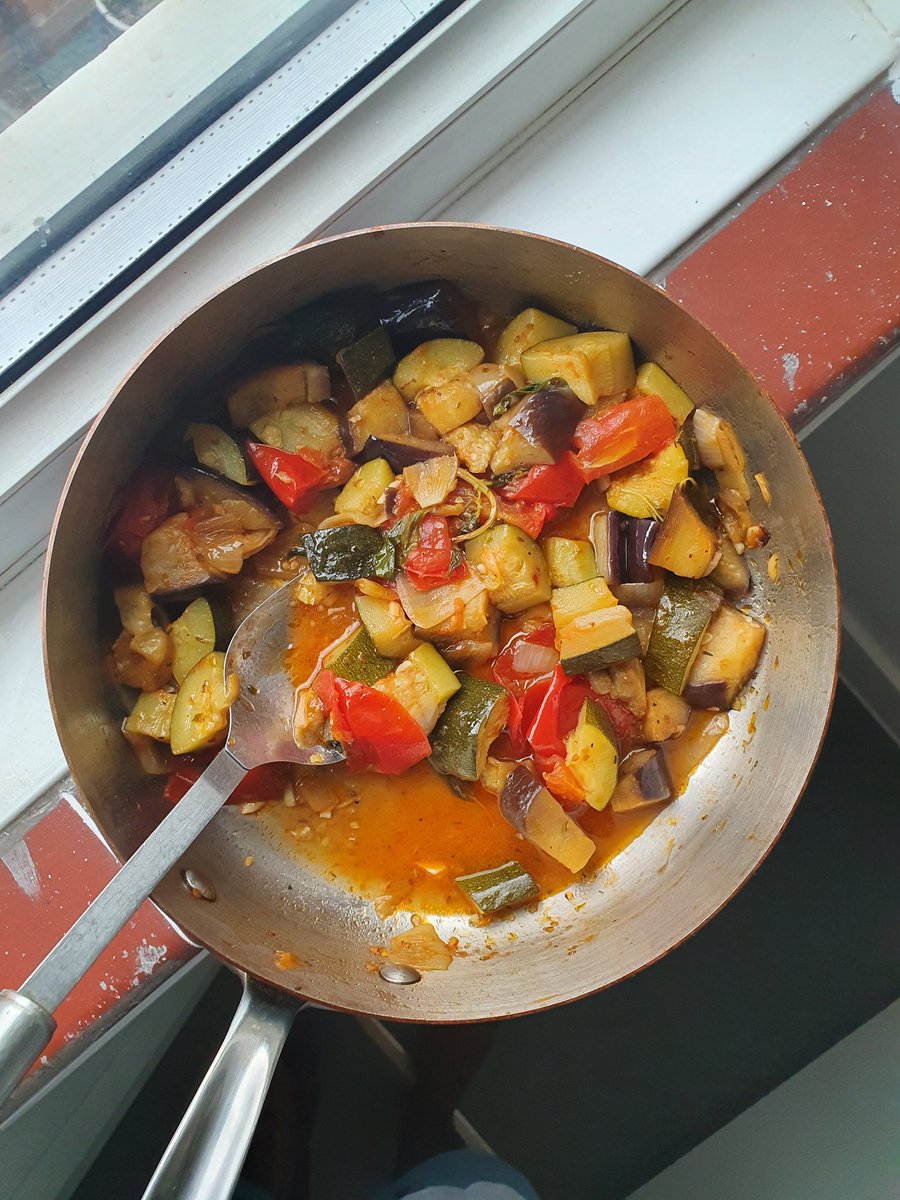 FoodIFancy's tweet image. Ratatouille. A retro classic. Especially when tomatoes taste of tomatoes right now👌🏾