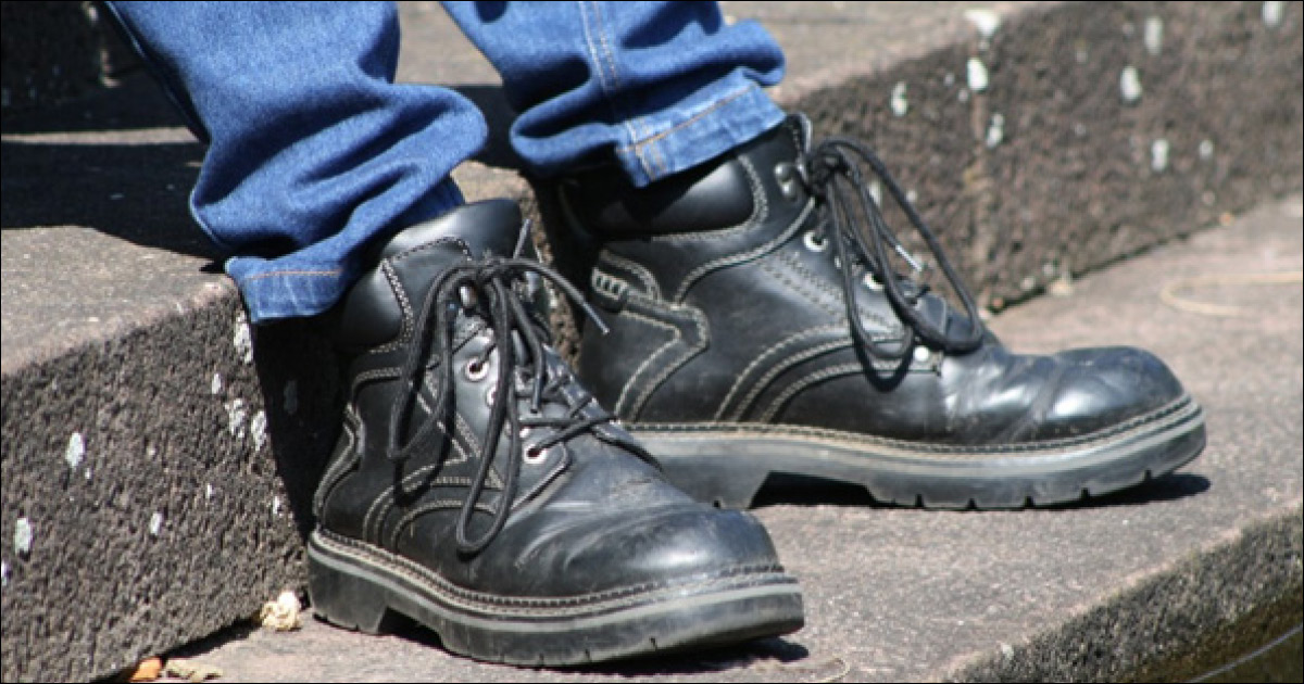 Steel-toed shoes can be stylish 