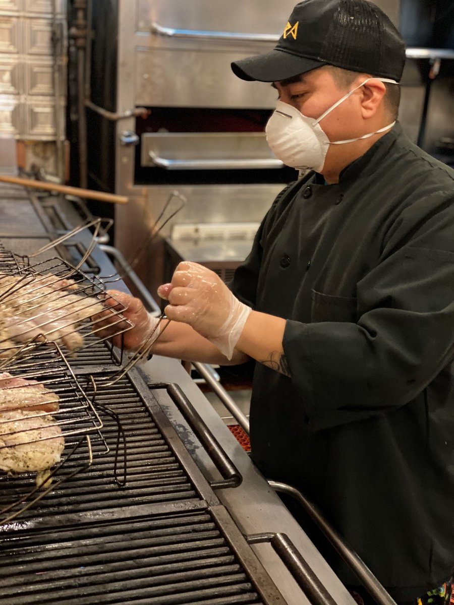Serving over 700k meals to our healthcare workers and residents in need starts in the kitchen. Help support our mission at the link below. food1stfoundation.org/how-to-help/