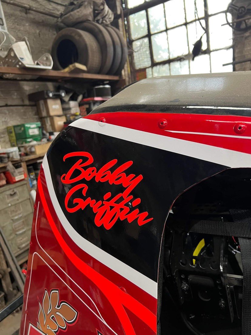 If there wasn't already enough, to get you to Bradford this Saturday - a brand new shale car from the Falding garage will be making its debut....

#BriSCAF1