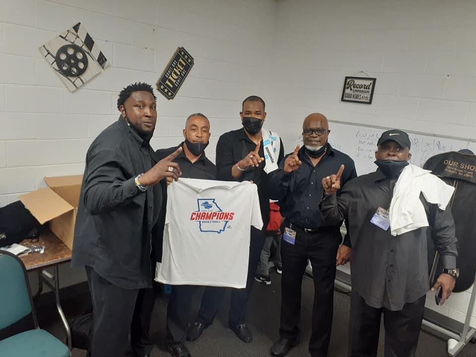 Blood couldn’t make us any closer…..super proud and excited for my brother Ezzard Horn to be named the Head Varsity Football Coach at Cross Creek……..Let’s go bro!!!!! <a href="/CoachEzzardHorn/">Ezzard C. Horn Jr /G\ PHA 🇧🇸</a> 

#TGNS
#RazorbackNation