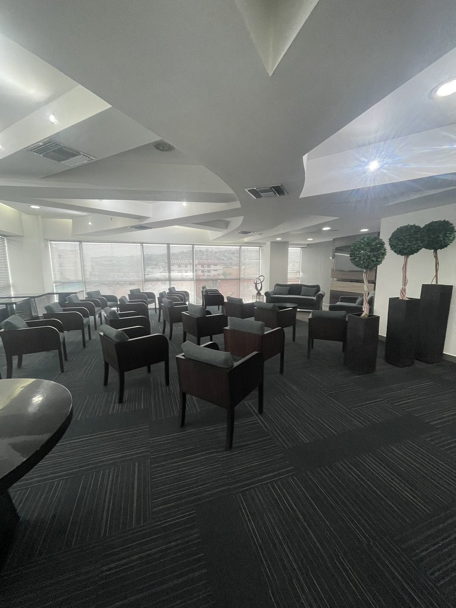 La_Kathu's tweet image. Auditorio listo para recibirlos este sábado 30 en la conferencia #Exitosamente, junto a @ursulastrengech @dariofernandeze  #CarolObando. Mi tema: LA DISCIPLINA .