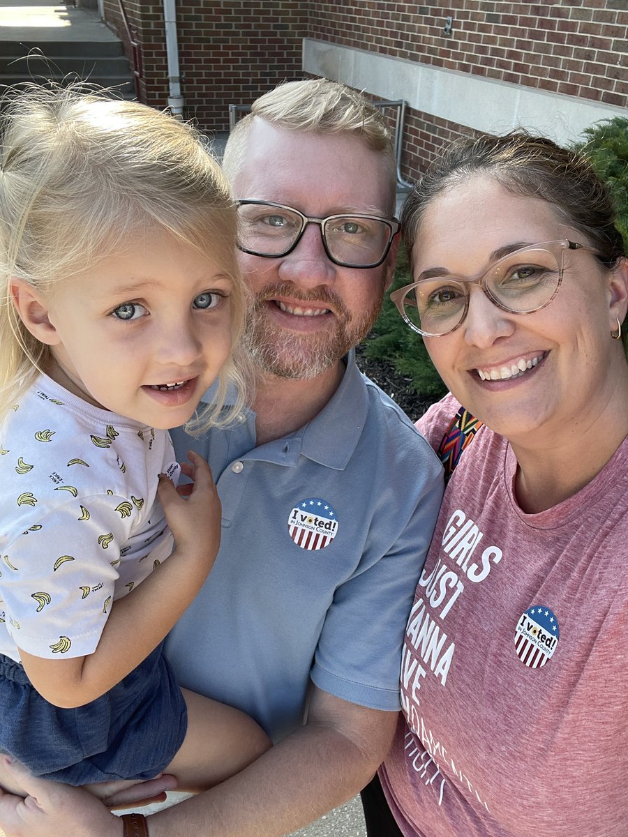 Betsy McK tweet media