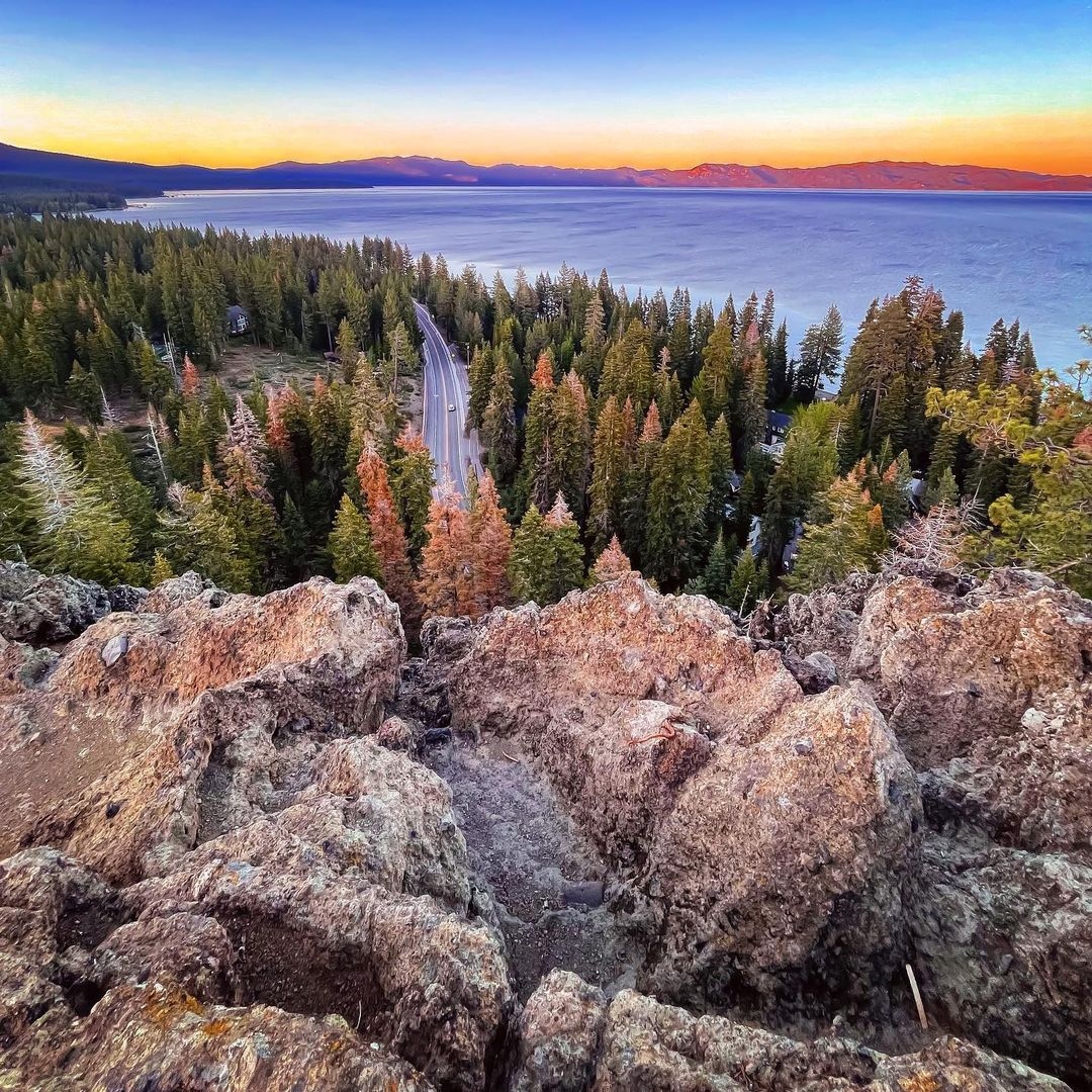 Short but oh so sweet the hike up Eagle Rock never disappoints.

Photo: instagram.com/elliotgilfix
