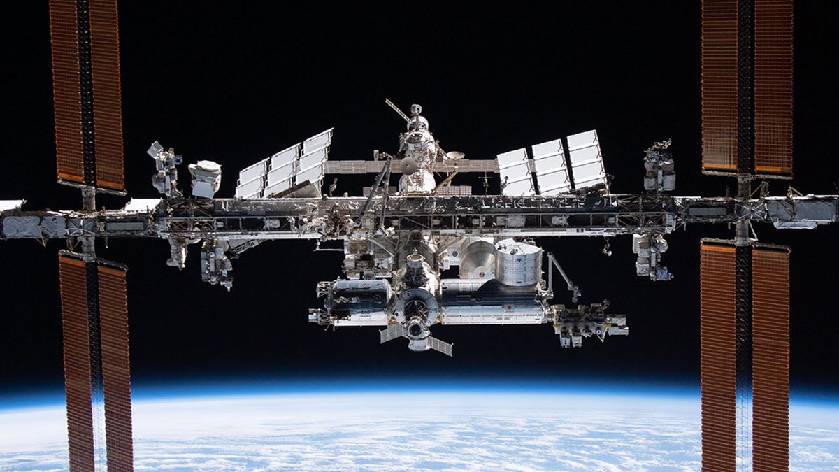 ISS_CASIS's tweet photo. Two projects have been selected from the ISS Natโl Lab Sustainability Challenge: Beyond Plastics with funding from exclusive partner @EsteeLauder.
Learn about the winning concepts here: https://t.co/A6okmUYGT7 https://t.co/KLwHYKNU6L